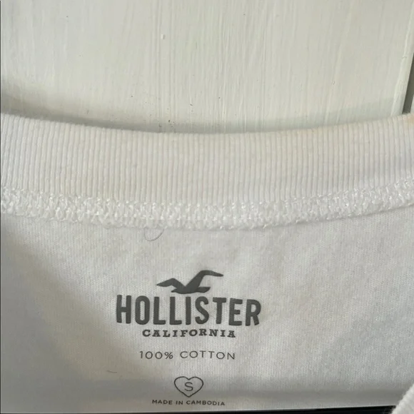 Hollister White Cotton Tee - Picture 2 of 4